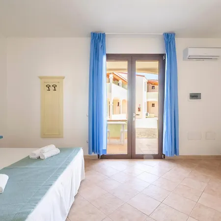 Baia Delle Mimose Apartamento