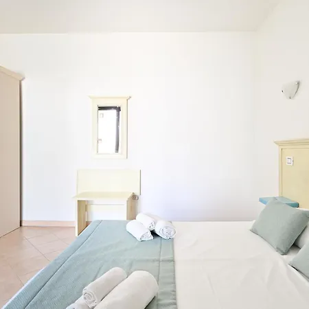 Apartment Baia Delle Mimose
