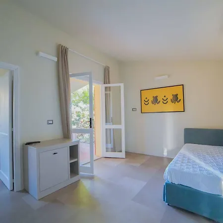 Apartment Baia Delle Mimose *