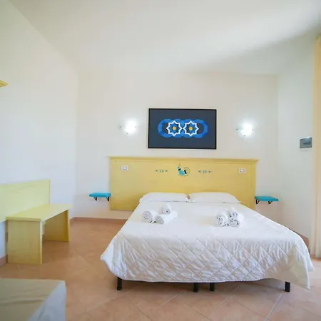 Baia Delle Mimose Apartment