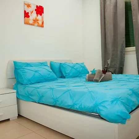Apartment Baia Delle Mimose